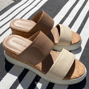 Aerosols wedge sandals